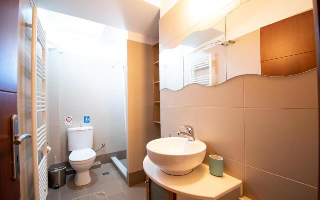 Efi Apartments