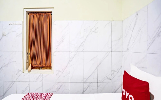 OYO Life 91884 Kost Kusuma Dewi Syariah