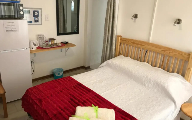 Blue Crane Guest House Bloemfontein
