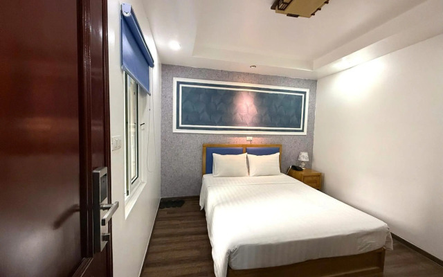 Hanoi Holiday Diamond Hotel