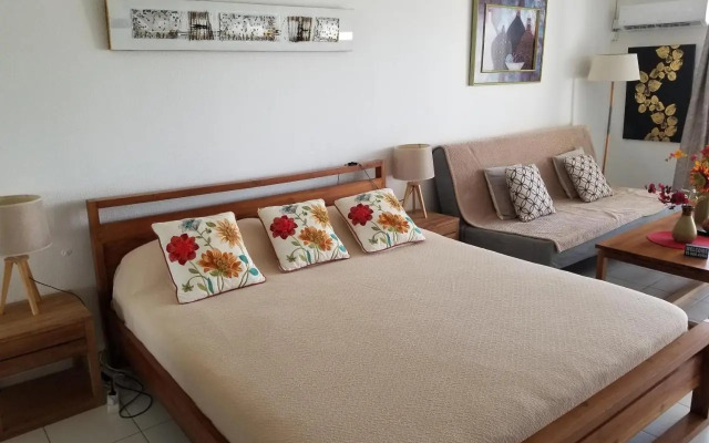 Villa Orient Bay