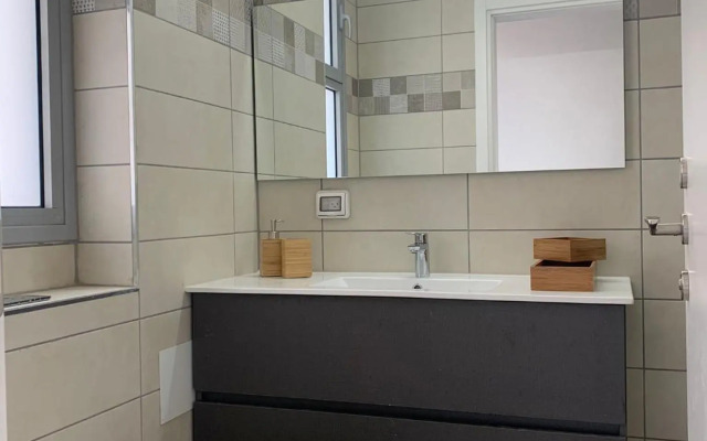 Brand New 3 Bedroom Apartment in Shalem Tower