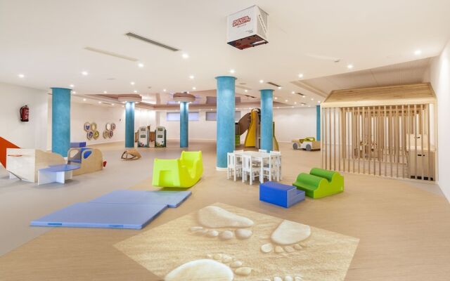 Insotel Cala Mandia Resort & Spa