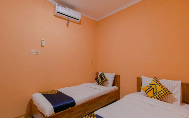 SPOT ON 1899 Berkah Homestay