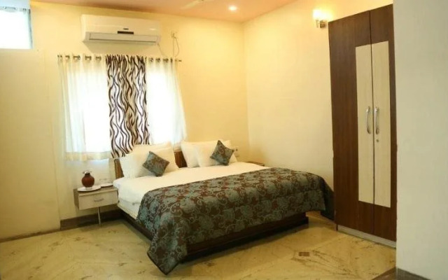 Hotel Manju Palace