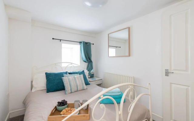Spacious Apt N/city Centre & Stokes Croft Sleeps 4