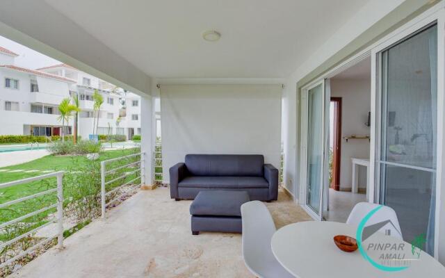 Deluxe E1, 2 Br, Pool,Terrace,Close To The Beach!