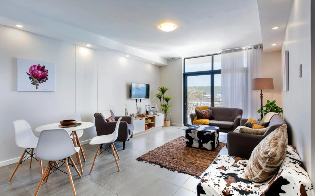 uSHAKA WATERFRONT - HARBOUR HEADING HIDEAWAY