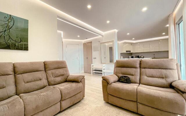 Ocean View Apartment, Heated pool, Free Parking PP207