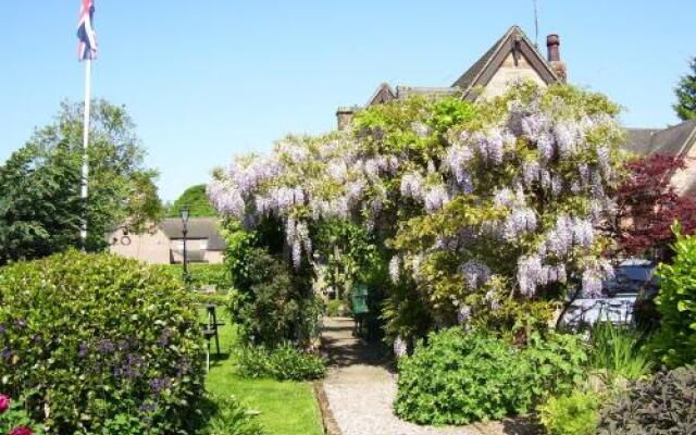 Trough Ivy House B&B