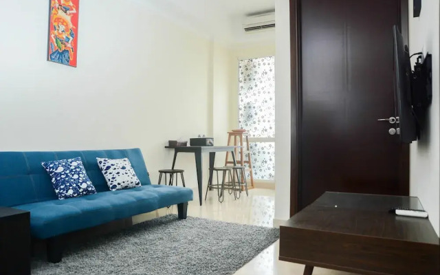Modern and Functional 2BR Menteng Park Apartment By Travelio