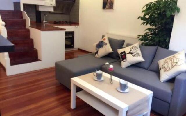 Old French Concession Old Lane Loft House