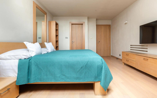 Roset Hotel & Residence