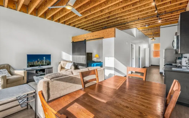 Roxy Condo 203 in Bremerton