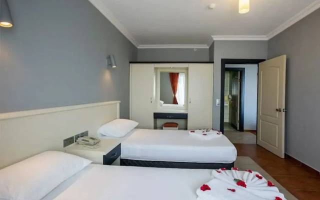 Grand Alisa Hotel – Ex.Royalisa Hotel