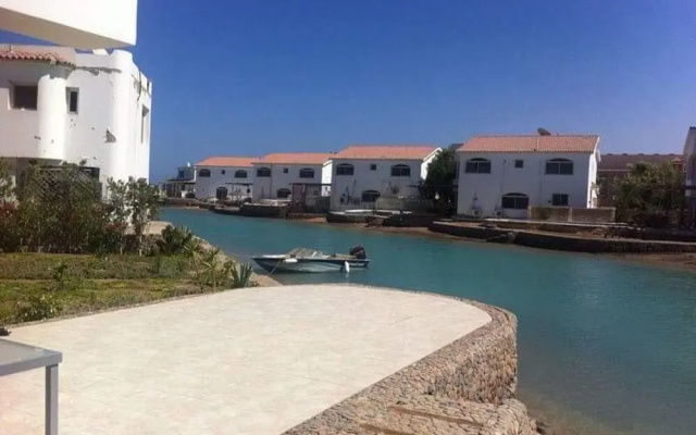 Hurgadian Luxurious Villa Adan El Mamsha Long and Short Term
