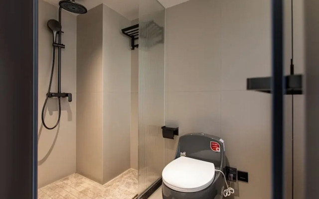 Shenzhen White House Sea View Resort