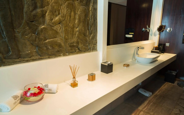 Arunreas Hotel