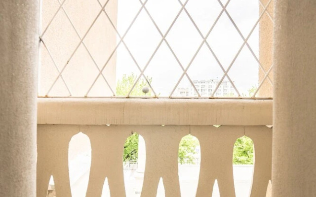 oompH Warsaw Big Apartment near Old Town