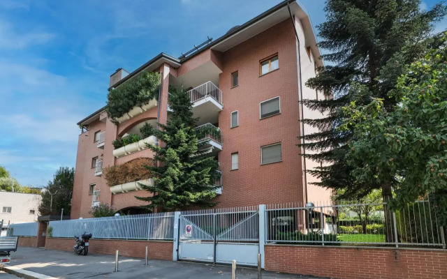 San Siro Stadium Luxury Plus