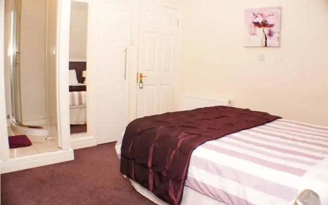 Eske Villa Bed & Breakfast
