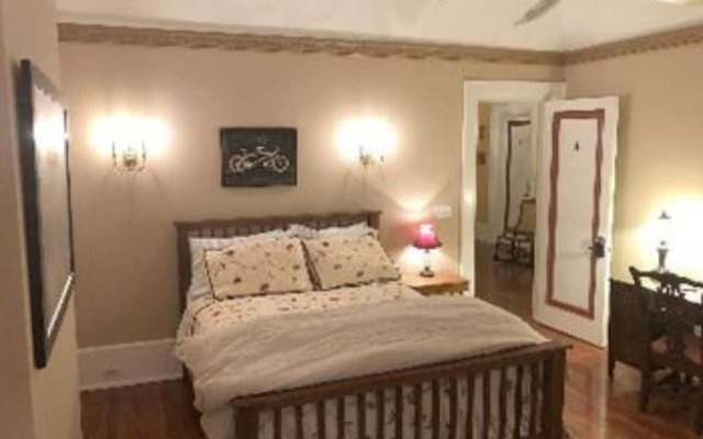 The Parsonage Inn LLC