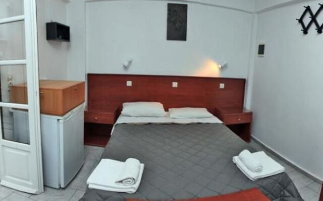 Tonia Hotel