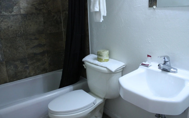 Nampa Downtown Inn
