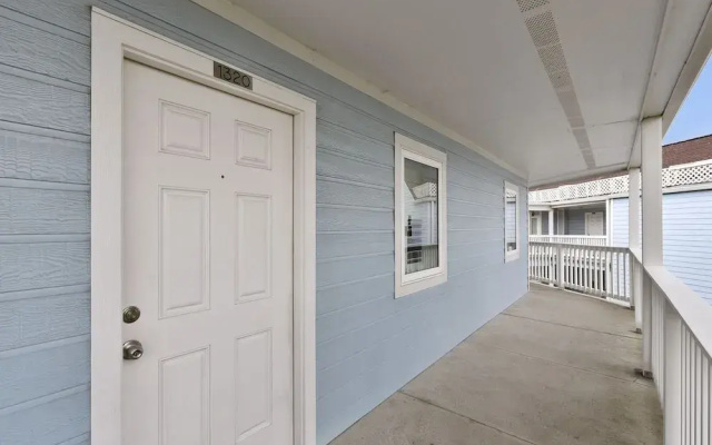 Seascape 1320 - 1 Br Condo