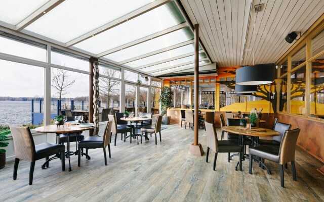 Lake Resort Beekse Bergen