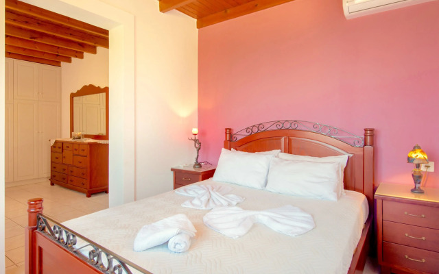 Villa Apollo With Private Pool And Tennis Court
