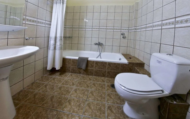 Grand Hotel Loutraki