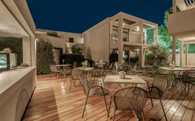 New Beach Hotel