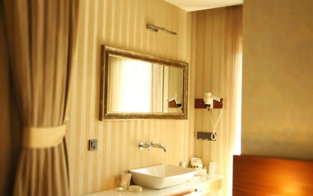 Riva Resatbey Hotel