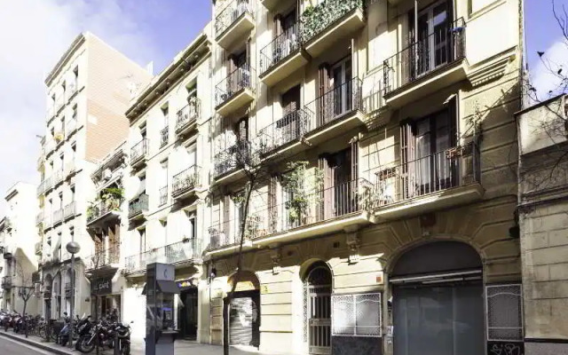 Home Around Gracia Apartments