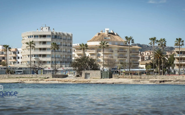 Sol y Mar Apartments