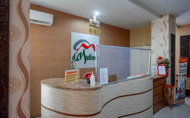 RedDoorz Plus Syariah near Laweyan Solo