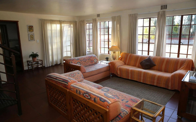 Avoca Lodge