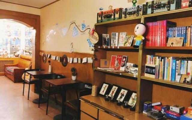 A Jin Er International Youth Hostel