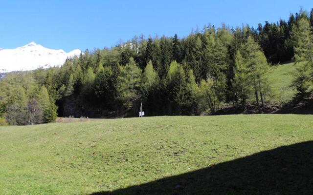 Appartement Lanslebourg-Mont-Cenis, 3 pièces, 6 personnes - FR-1-508-97