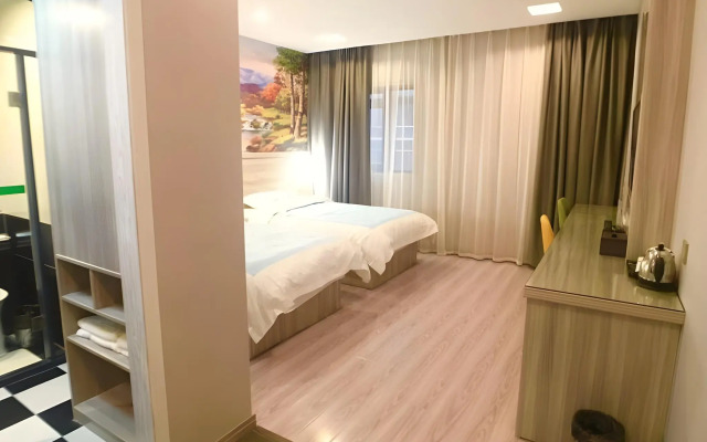 Shell Nanjing Yuhuatai District  Meishan Town Wanghai Pedestrian Street Hotel