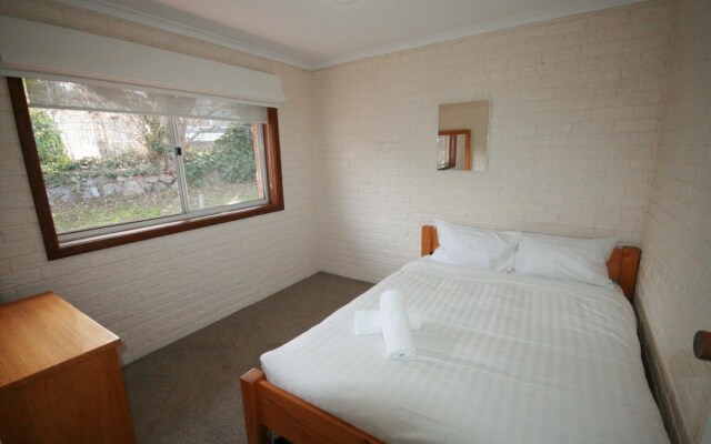 Sponars Onshore Apartment 1 - FREE unlimited WIFI