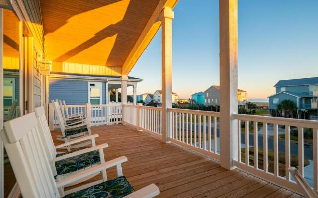Long Call by Oak Island Accommodations