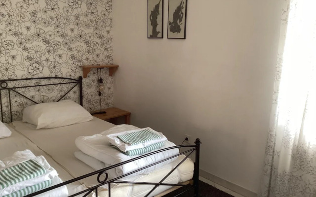 Villa in France With Private Pool & Garden