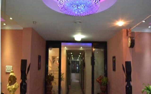 Reba Beach Resort - Hostel