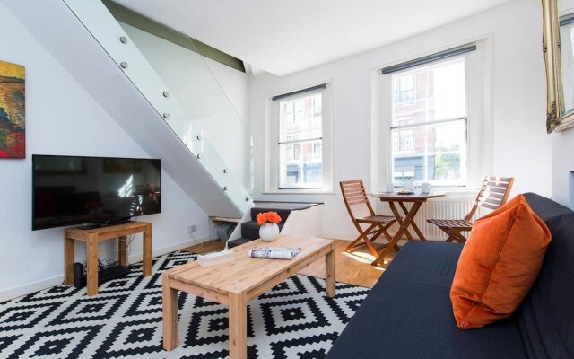 Wonderful 2BR Maisonette in Central London