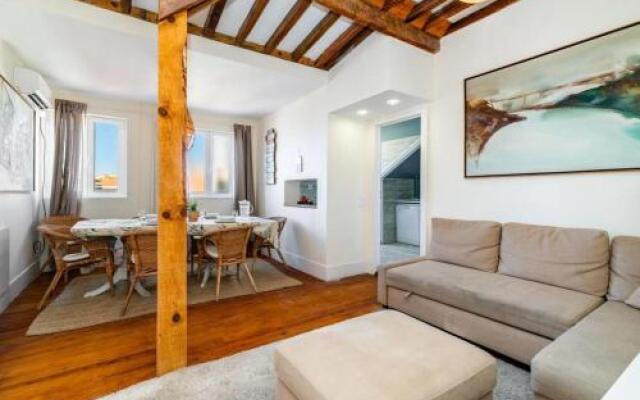 Large family flat in Campo de Ourique