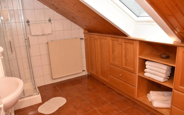 Planika Holiday Home