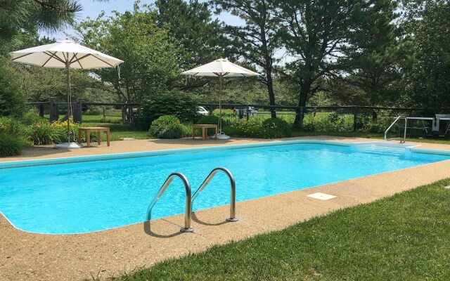 34 Edgartown - 2 Br Home