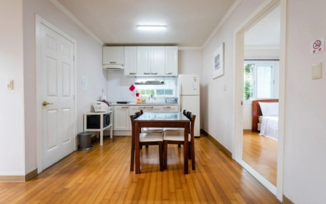 Jeju Palm Hills Pension